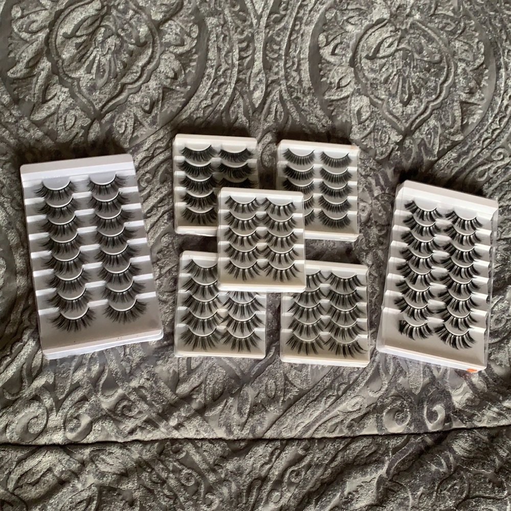 Lashes (Bundle) - Picture 2 of 5